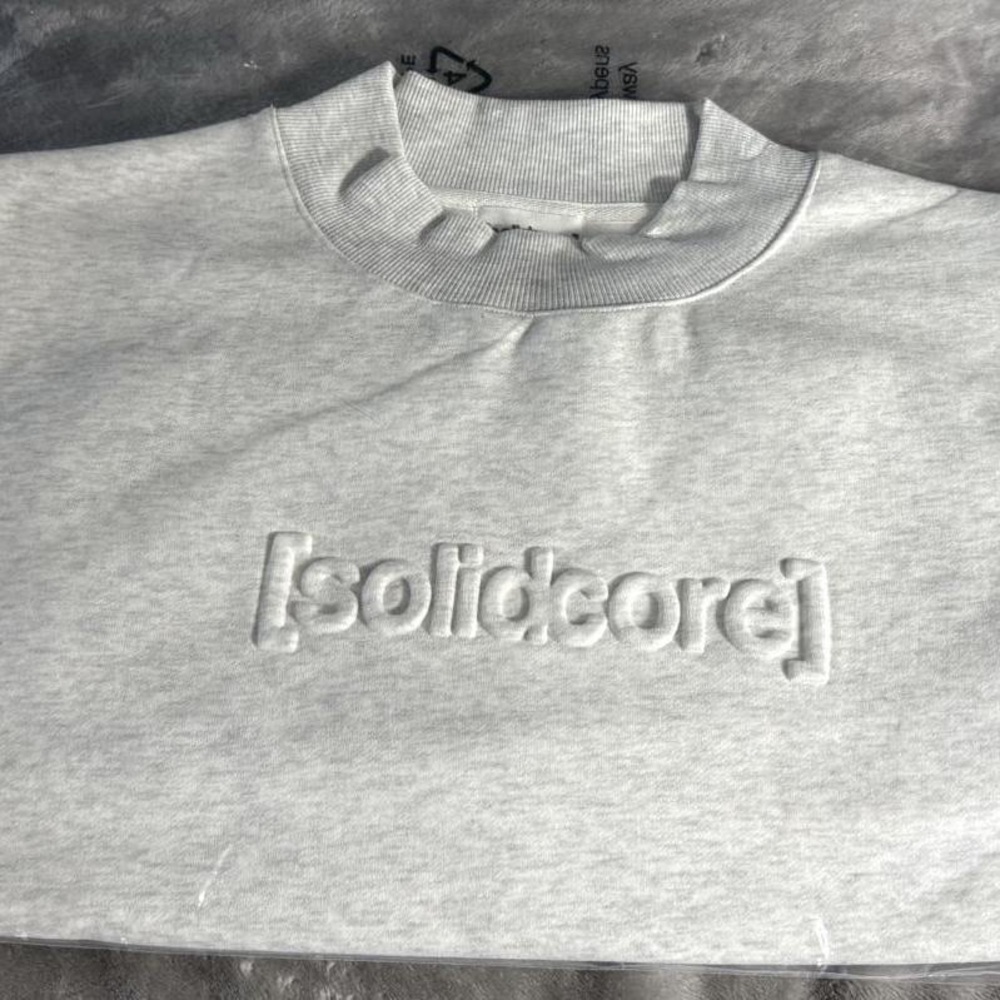Solidcore Solidays 2025 Mock Neck Sweatshirt NWT SEALED Size S